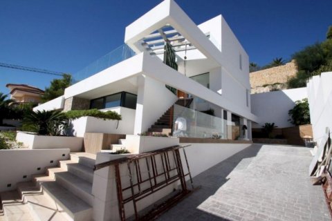 Villa for sale in Calpe, Alicante, Spain 5 bedrooms, 430 sq.m. No. 45671 - photo 6