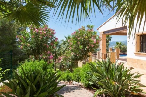 Villa for sale in Javea, Alicante, Spain 3 bedrooms, 1.19 sq.m. No. 41730 - photo 6