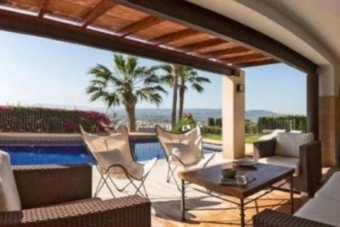 Villa for sale in Javea, Alicante, Spain 6 bedrooms, 286 sq.m. No. 45522 - photo 2