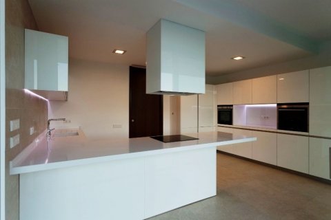 Villa for sale in Javea, Alicante, Spain 4 bedrooms, 493 sq.m. No. 43608 - photo 9