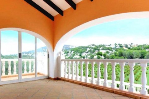 Villa for sale in Moraira, Alicante, Spain 3 bedrooms, 376 sq.m. No. 41534 - photo 3