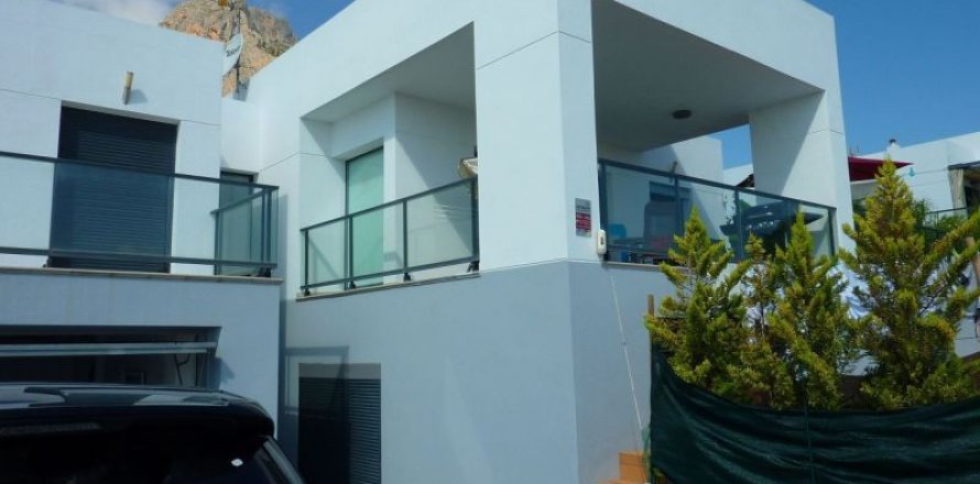 Villa in Polop, Alicante, Spain 3 bedrooms, 280 sq.m. No. 41546