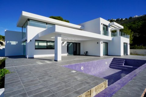 Villa for sale in Moraira, Alicante, Spain 4 bedrooms, 200 sq.m. No. 43528 - photo 4