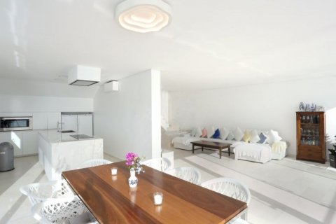 Villa for sale in Javea, Alicante, Spain 6 bedrooms, 550 sq.m. No. 42071 - photo 9