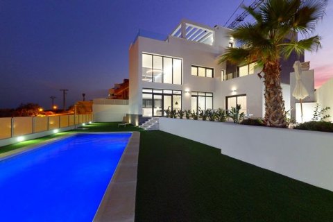 Villa for sale in Benidorm, Alicante, Spain 3 bedrooms, 210 sq.m. No. 44054 - photo 2