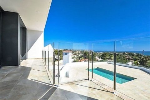 Villa for sale in Moraira, Alicante, Spain 4 bedrooms, 556 sq.m. No. 43612 - photo 3