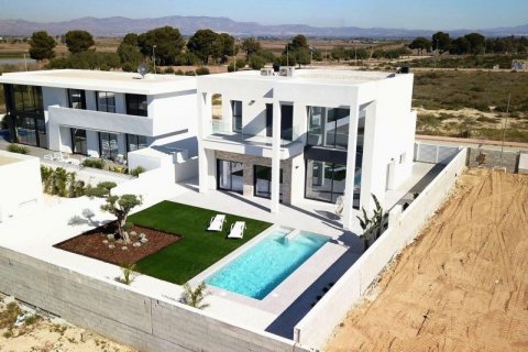 Villa for sale in Quesada, Jaen, Spain 3 bedrooms, 245 sq.m. No. 43290 - photo 1