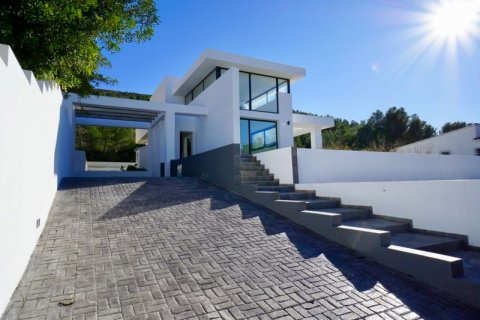 Villa for sale in Moraira, Alicante, Spain 4 bedrooms, 200 sq.m. No. 43528 - photo 6