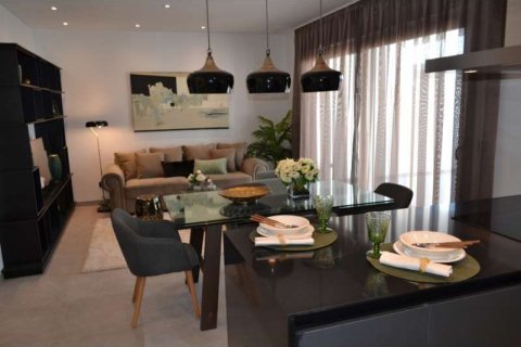 Apartment for sale in Villamartin, Alicante, Spain 2 bedrooms, 66 sq.m. No. 43936 - photo 2
