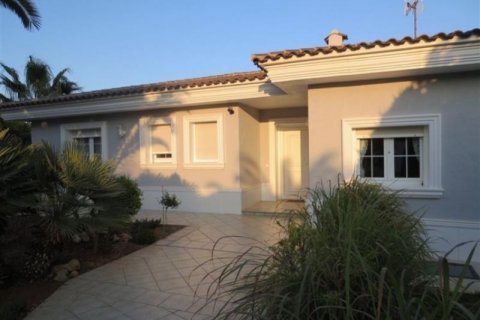 Villa for sale in Calpe, Alicante, Spain 5 bedrooms, 475 sq.m. No. 45419 - photo 3