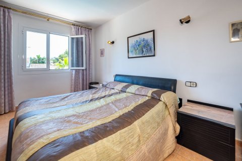 Villa for sale in Santa Ponsa, Mallorca, Spain 6 bedrooms, 270 sq.m. No. 47391 - photo 24