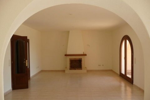 Villa for sale in Javea, Alicante, Spain 4 bedrooms, 195 sq.m. No. 45101 - photo 9