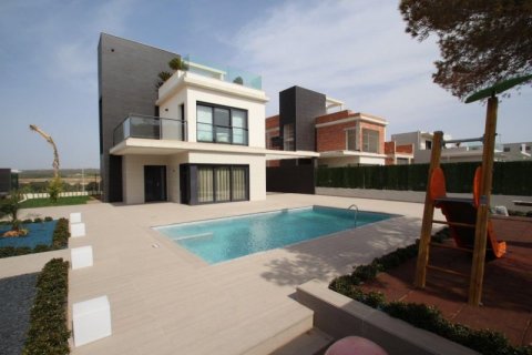 Villa for sale in Villamartin, Alicante, Spain 3 bedrooms, 156 sq.m. No. 43306 - photo 1