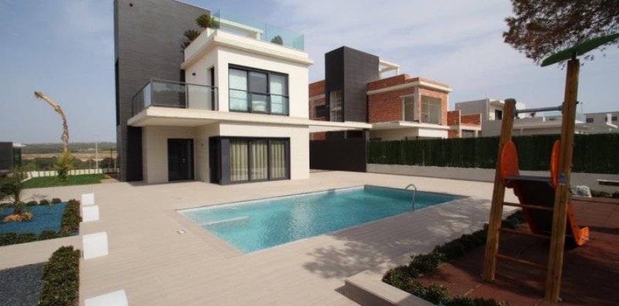 Villa in Villamartin, Alicante, Spain 3 bedrooms, 156 sq.m. No. 43306