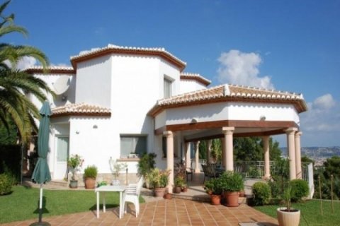 Villa for sale in Javea, Alicante, Spain 4 bedrooms, 400 sq.m. No. 45712 - photo 6