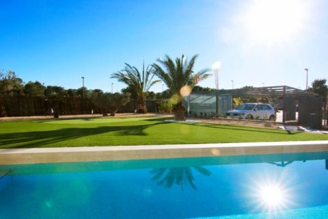 Villa for sale in Alicante, Spain 3 bedrooms, 179 sq.m. No. 44113 - photo 4