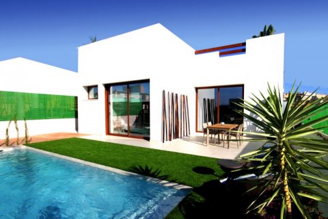 Villa for sale in Rojales, Alicante, Spain 3 bedrooms, 115 sq.m. No. 43702 - photo 1