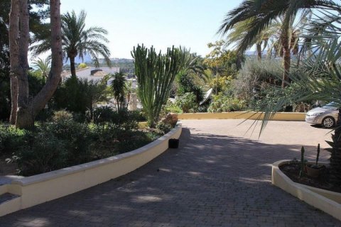 Villa for sale in Moraira, Alicante, Spain 4 bedrooms, 440 sq.m. No. 46059 - photo 6