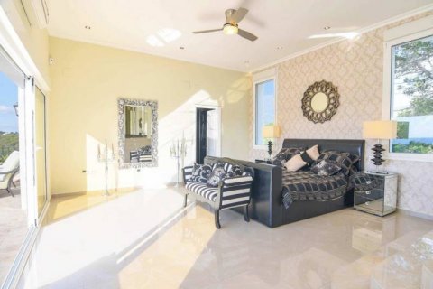 Villa for sale in Altea, Alicante, Spain 5 bedrooms, 420 sq.m. No. 41982 - photo 6