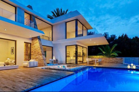 Villa for sale in Benidorm, Alicante, Spain 5 bedrooms, 566 sq.m. No. 43052 - photo 1