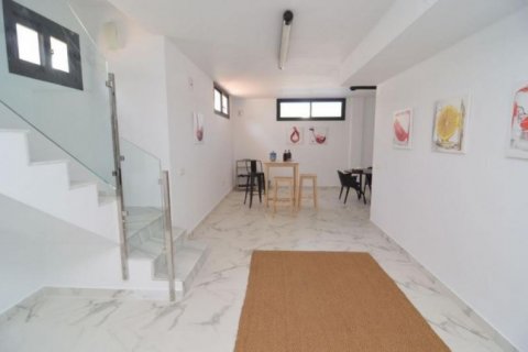 Villa for sale in Polop, Alicante, Spain 3 bedrooms, 180 sq.m. No. 45936 - photo 7