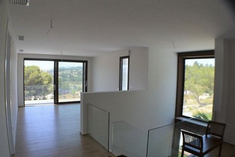 Villa for sale in Javea, Alicante, Spain 3 bedrooms, 320 sq.m. No. 43304 - photo 7