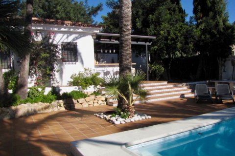 Villa for sale in Altea, Alicante, Spain 4 bedrooms, 227 sq.m. No. 45423 - photo 4