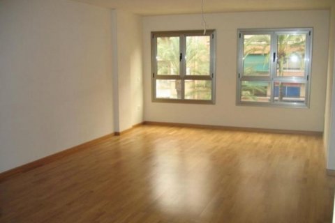 Apartment for sale in Alicante, Spain 3 bedrooms, 122 sq.m. No. 46088 - photo 1