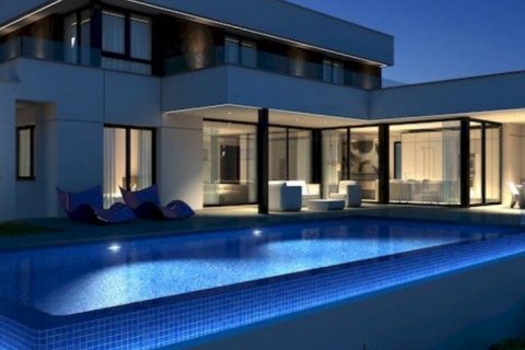 Villa for sale in Alicante, Spain 4 bedrooms, 300 sq.m. No. 46348 - photo 5