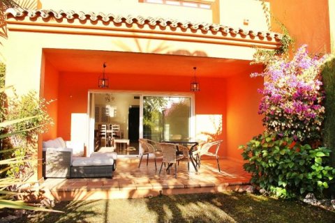 Townhouse for sale in Alicante, Spain 3 bedrooms,  No. 45270 - photo 6