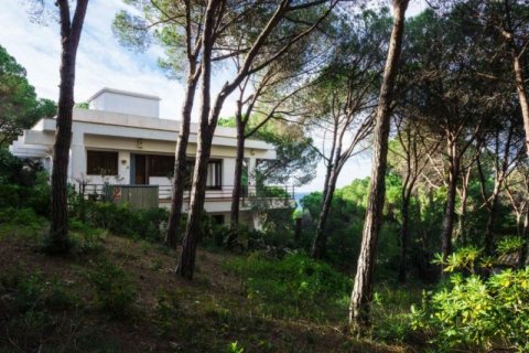 Villa for sale in Lloret de Mar, Girona, Spain 5 bedrooms, 360 sq.m. No. 45680 - photo 4