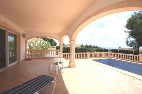 Villa for sale in Benissa, Alicante, Spain 5 bedrooms, 224 sq.m. No. 42177 - photo 9
