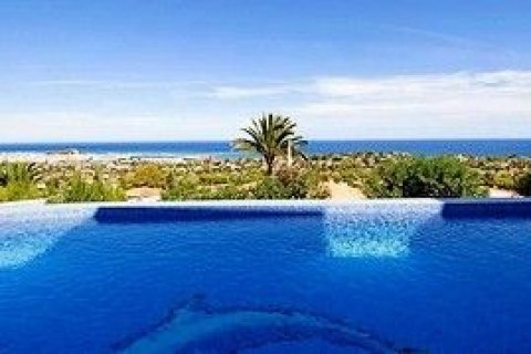 Villa for sale in Denia, Alicante, Spain 3 bedrooms, 242 sq.m. No. 45230 - photo 8