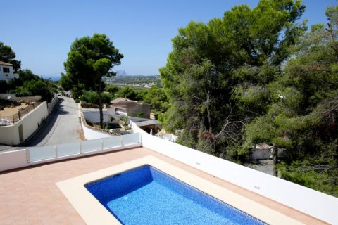 Villa for sale in Moraira, Alicante, Spain 3 bedrooms, 109 sq.m. No. 42448 - photo 2
