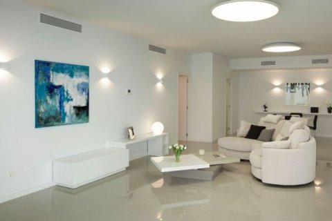 Villa for sale in Guardamar del Segura, Alicante, Spain 4 bedrooms, 339 sq.m. No. 44919 - photo 5