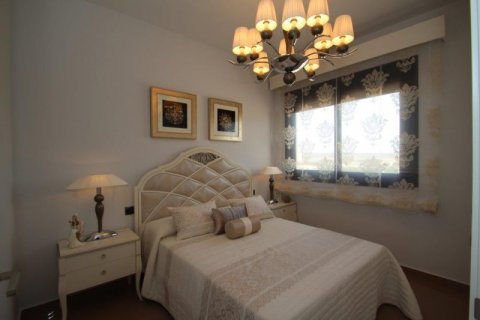 Villa for sale in Alicante, Spain 3 bedrooms, 157 sq.m. No. 43361 - photo 8