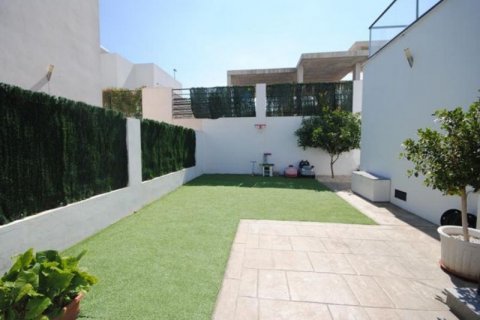 Villa for sale in Polop, Alicante, Spain 3 bedrooms, 180 sq.m. No. 41556 - photo 8