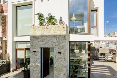 Villa for sale Quesada, Jaen, Spain 3 bedrooms, 101 sq.m. No. 43347 - photo 3