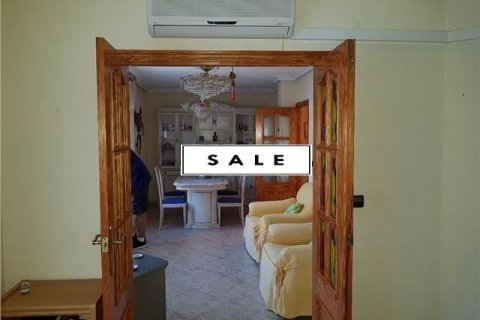 Townhouse for sale in El Campello, Alicante, Spain 4 bedrooms, 300 sq.m. No. 46167 - photo 6