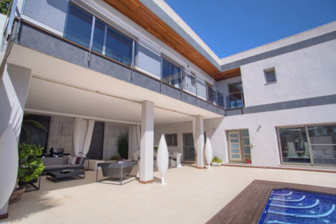 Villa for sale in La Nucia, Alicante, Spain 4 bedrooms, 340 sq.m. No. 43763 - photo 3