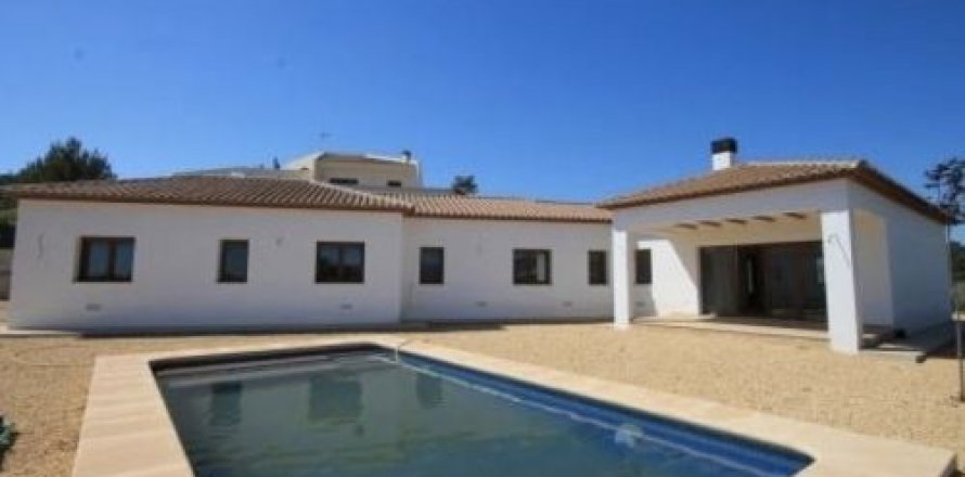 Villa in Javea, Alicante, Spain 3 bedrooms, 189 sq.m. No. 45896