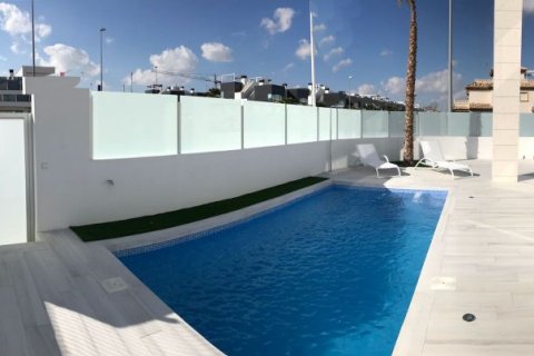 Villa for sale in Alicante, Spain 3 bedrooms, 260 sq.m. No. 44517 - photo 5