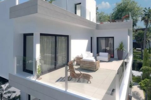 Townhouse for sale in Torrevieja, Alicante, Spain 2 bedrooms, 60 sq.m. No. 43866 - photo 1