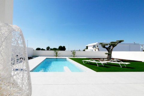 Villa for sale in Quesada, Jaen, Spain 3 bedrooms, 245 sq.m. No. 44239 - photo 6