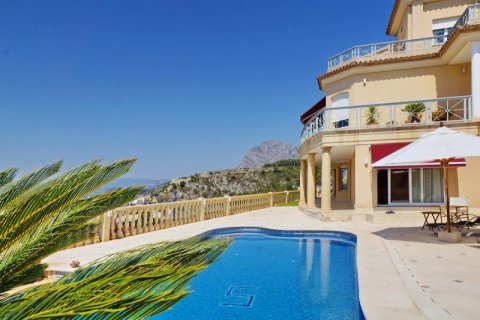 Villa for sale in Javea, Alicante, Spain 7 bedrooms, 791 sq.m. No. 41599 - photo 3