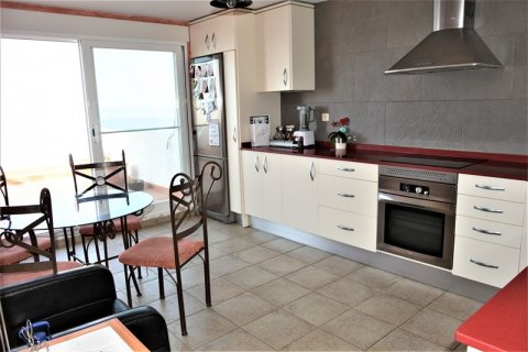 Apartment for sale in Benidorm, Alicante, Spain 3 bedrooms, 120 sq.m. No. 44318 - photo 7