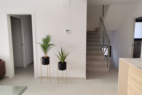 Villa for sale in Quesada, Jaen, Spain 3 bedrooms, 245 sq.m. No. 44239 - photo 9