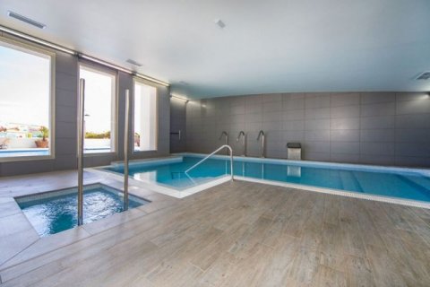 Penthouse for sale in Villamartin, Alicante, Spain 2 bedrooms, 74 sq.m. No. 43855 - photo 5