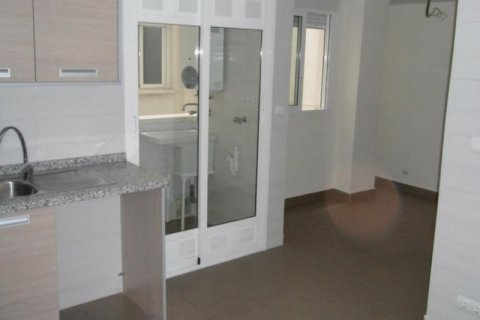 Apartment for sale in Alicante, Spain 4 bedrooms, 170 sq.m. No. 46093 - photo 4