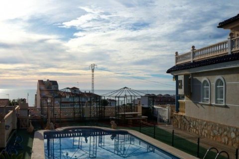 Villa for sale in El Campello, Alicante, Spain 7 bedrooms, 470 sq.m. No. 44103 - photo 3